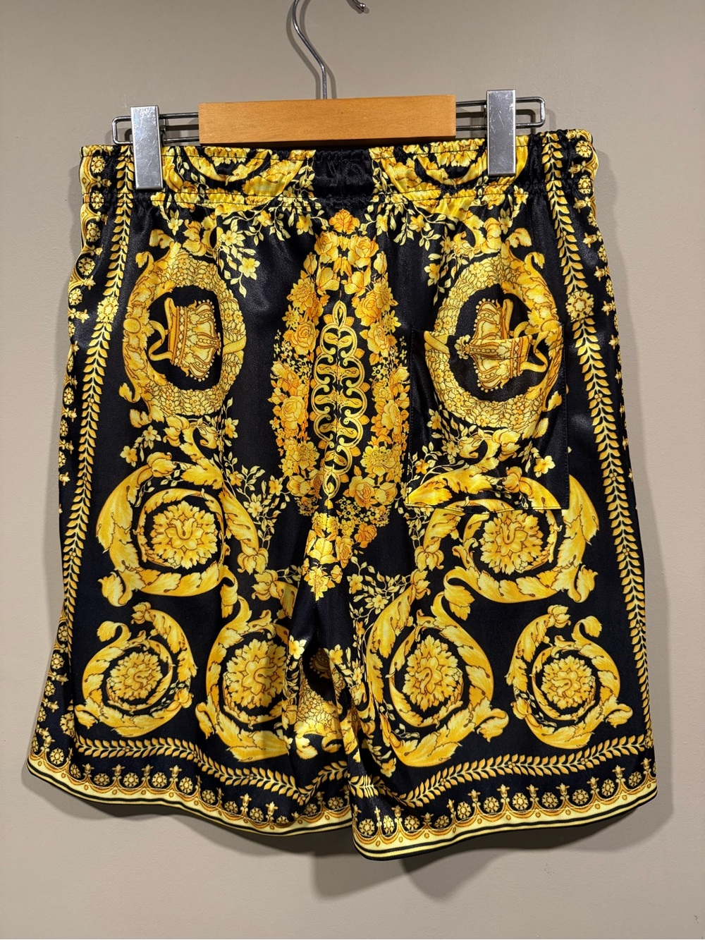 Versace Mens Black & Yellow Barocco printed Swim shorts - Picture 3 of 8